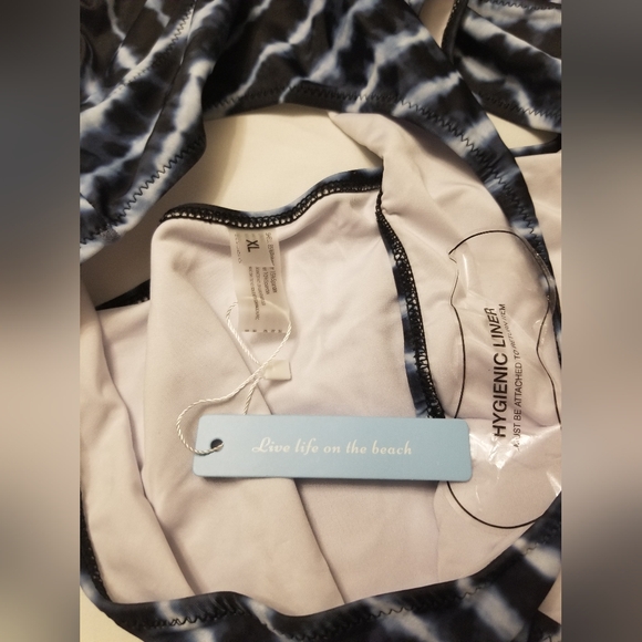 Popvil One Piece Bathing Suit XL - Picture 3 of 5